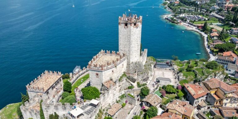 Lazise-garda-lake.jpg