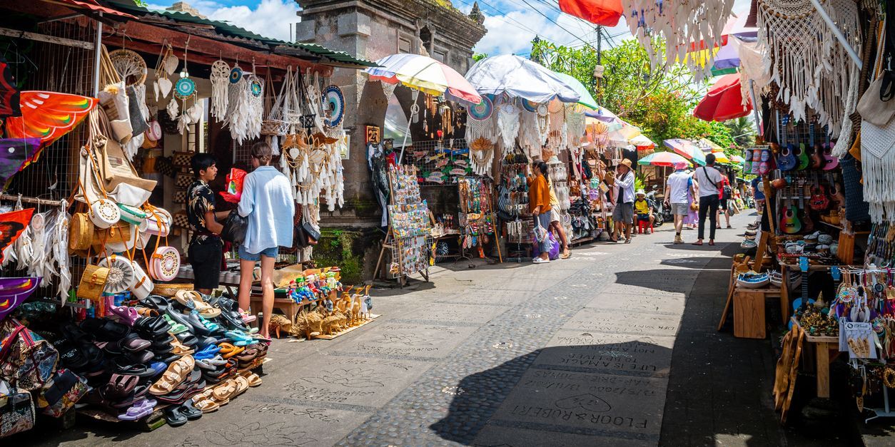 Shopping-Market-lake-garda.jpg