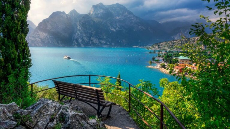 Cities-garda-lake.jpg