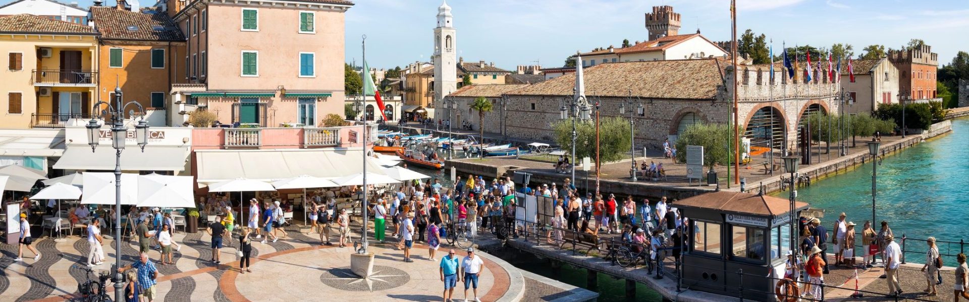 Holidays in Italy – scenic view of the tourist town of Lazise on Lake Garda Lazise.jpg