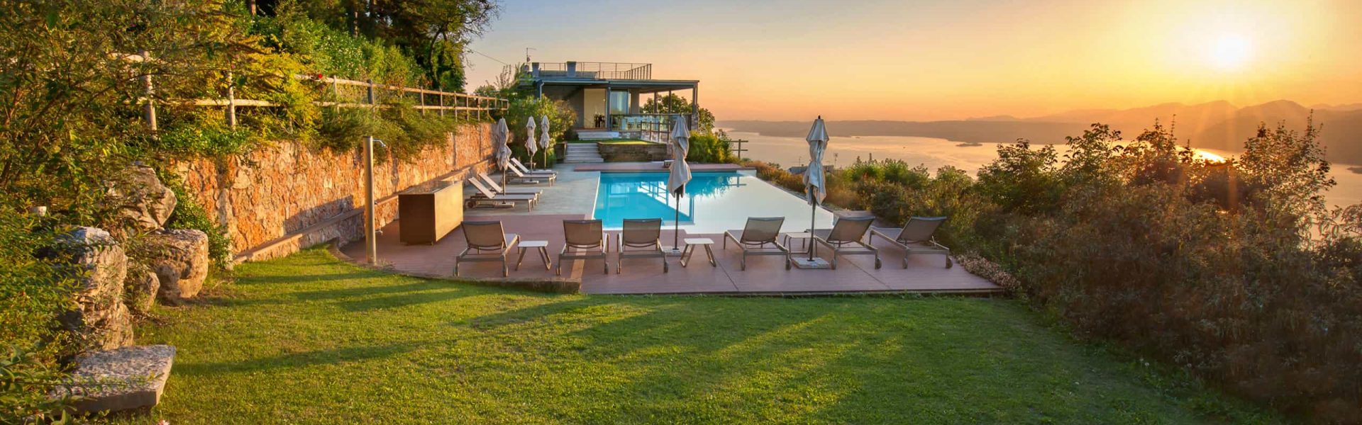 Ferienwohnungen mit pool und seeblick