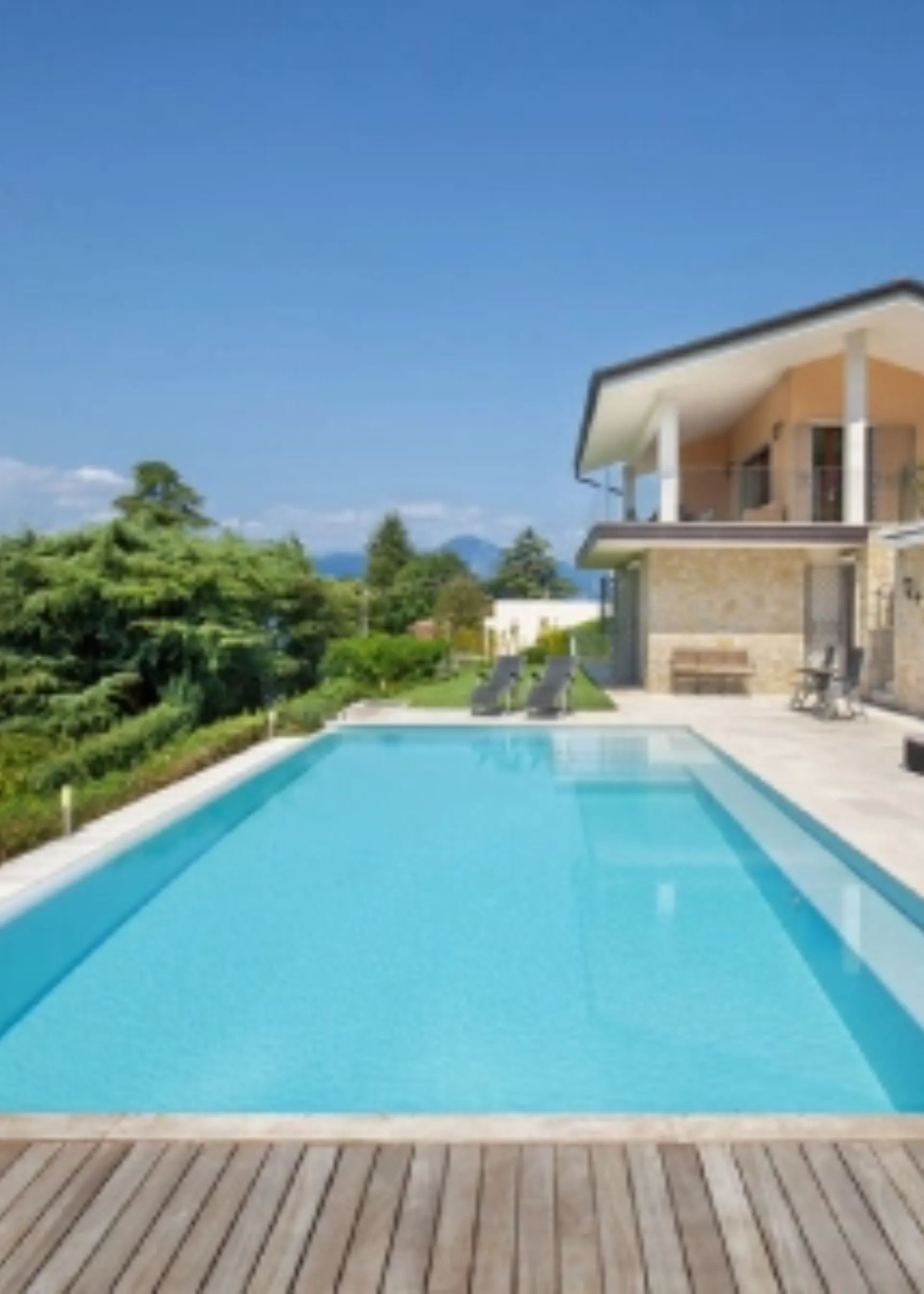 Ferienwohnungen mit Pool