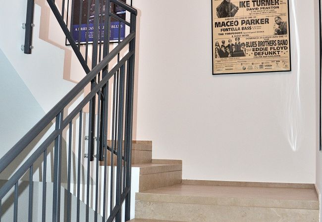 Ferienwohnung in Torri del Benaco - North House With Pool And Lake View Ferienwohnung in Torri del Benaco - North House With Pool And Lake View