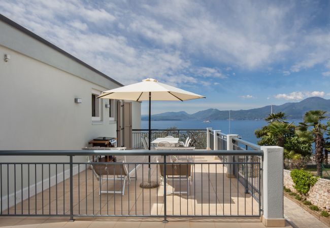 Ferienwohnung in Torri del Benaco - Casa al Lago With Pool And Lake View Ferienwohnung in Torri del Benaco - Casa al Lago With Pool And Lake View