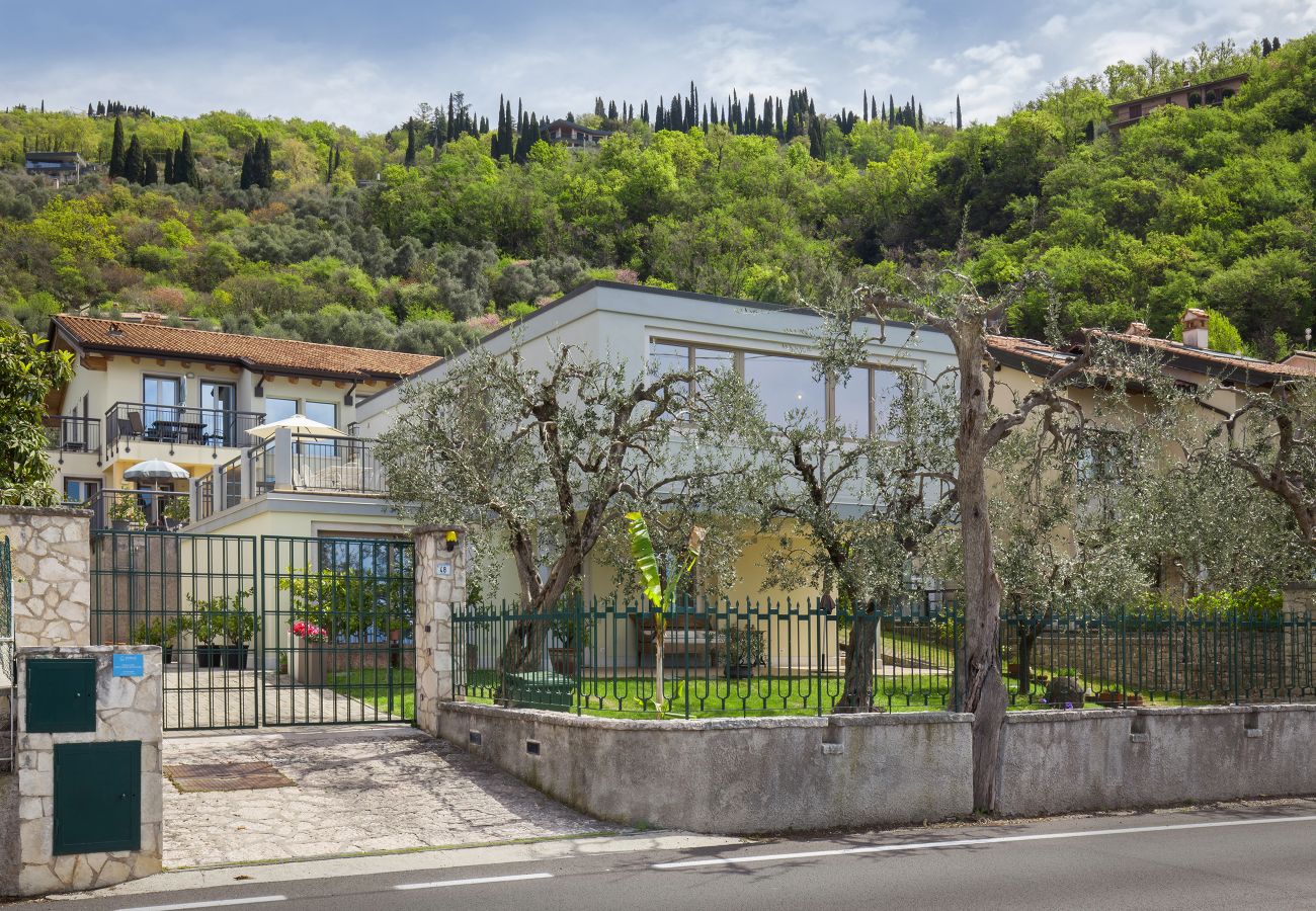 Ferienwohnung in Torri del Benaco - Casa al Lago With Pool And Lake View