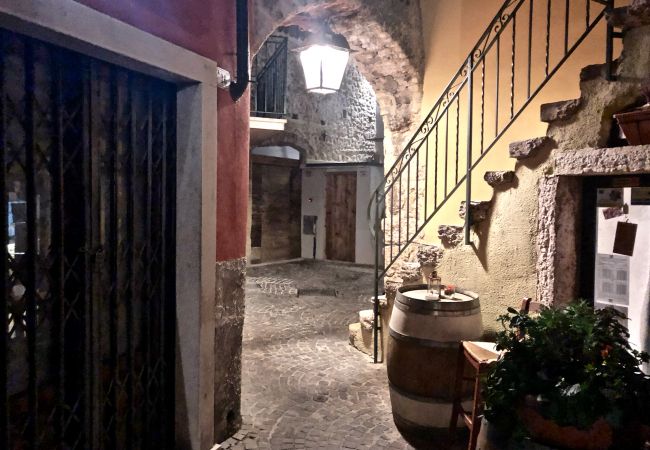 Ferienwohnung in Torri del Benaco - Apartment del Pescatore In Downtown Ferienwohnung in Torri del Benaco - Apartment del Pescatore In Downtown