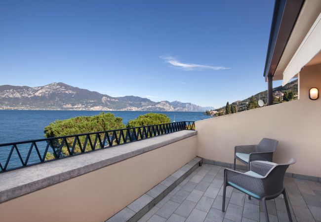 Ferienwohnung in Torri del Benaco - Greenery Loft With Lake View Ferienwohnung in Torri del Benaco - Greenery Loft With Lake View