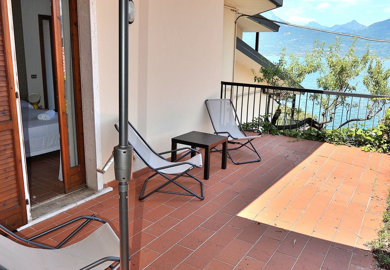 Ferienwohnung in Torri del Benaco - Greenery Loft With Lake View