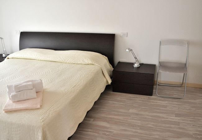 Ferienwohnung in Torri del Benaco - Residence Alle Torri With Pool Ferienwohnung in Torri del Benaco - Residence Alle Torri With Pool