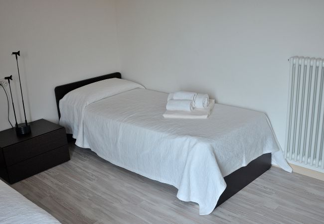 Ferienwohnung in Torri del Benaco - Residence Alle Torri With Pool Ferienwohnung in Torri del Benaco - Residence Alle Torri With Pool