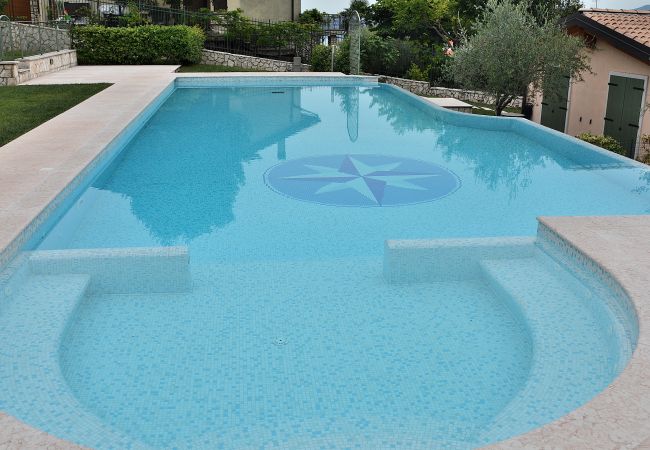 Ferienwohnung in Torri del Benaco - Residence Alle Torri With Pool Ferienwohnung in Torri del Benaco - Residence Alle Torri With Pool