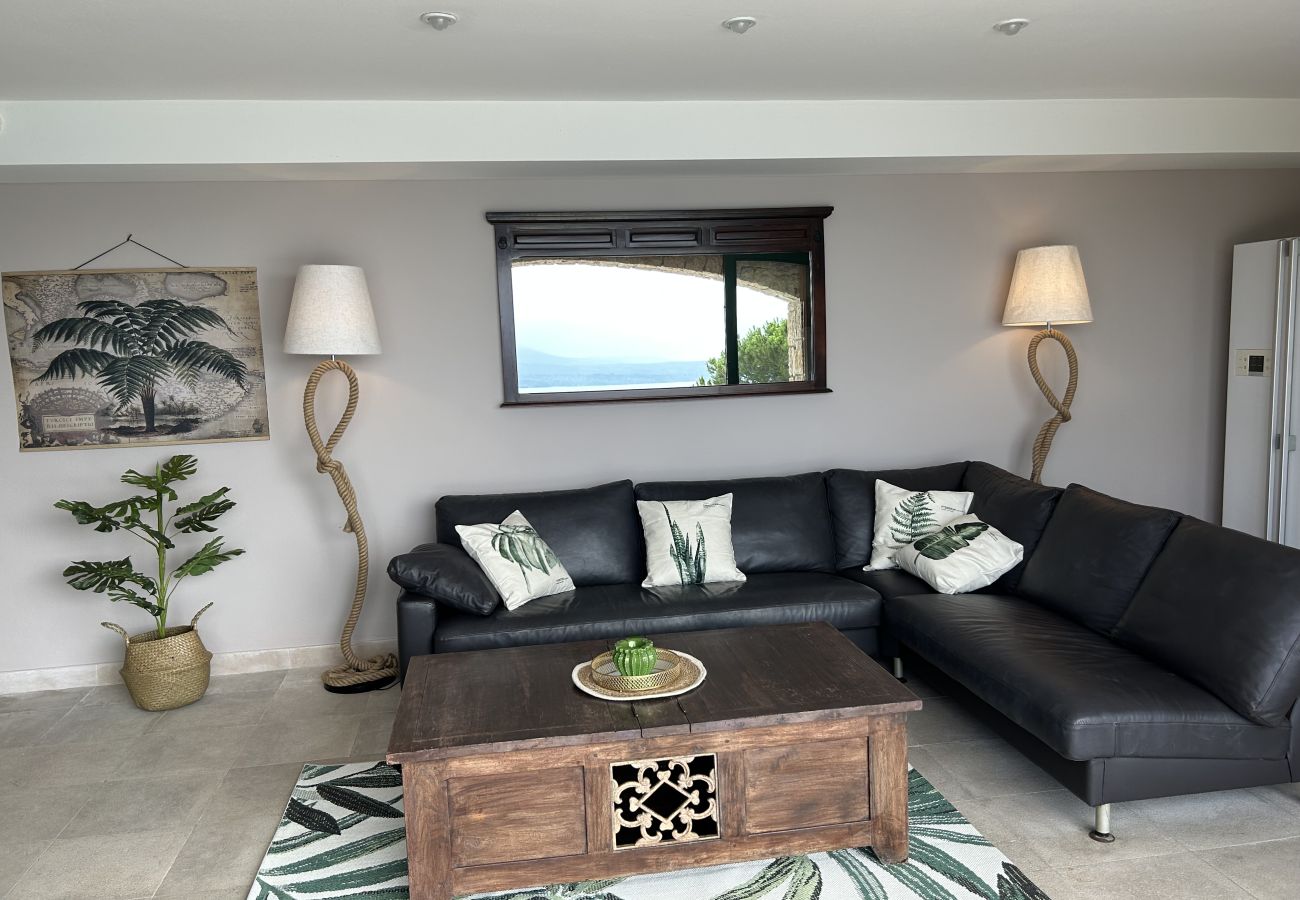 Villa in Torri del Benaco - Villa Sybille With Pool And Lake View Villa in Torri del Benaco - Villa Sybille With Pool And Lake View