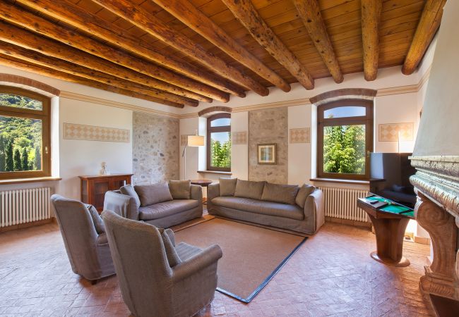 Villa in Garda - Cà Cantoni Villa With Pool Lake View Villa in Garda - Cà Cantoni Villa With Pool Lake View