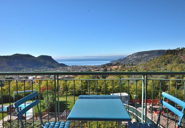  in Costermano - Casa Montegolo With Pool And Lake View