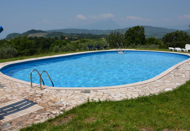 Ferienwohnung in Bardolino - Residence Ai Vigneti With Pool Ferienwohnung in Bardolino - Residence Ai Vigneti With Pool
