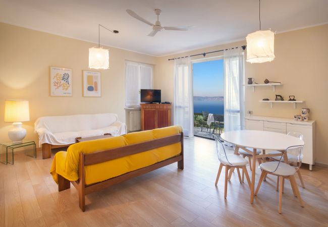 Ferienwohnung in Bardolino - Residence Ai Vigneti With Pool Ferienwohnung in Bardolino - Residence Ai Vigneti With Pool