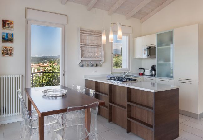 Villa in Bardolino - Villa Lisi With Pool Villa in Bardolino - Villa Lisi With Pool