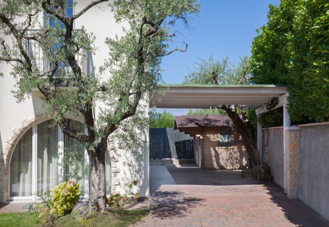 Villa in Bardolino - Villa Lisi With Pool Villa in Bardolino - Villa Lisi With Pool