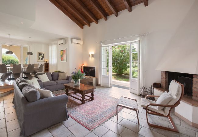 Villa in Lazise - Villa Gasco With Pool Villa in Lazise - Villa Gasco With Pool