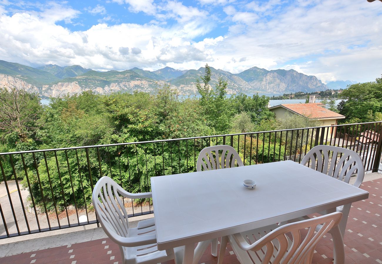 Ferienwohnung in Malcesine - Apartment Candor With Pool