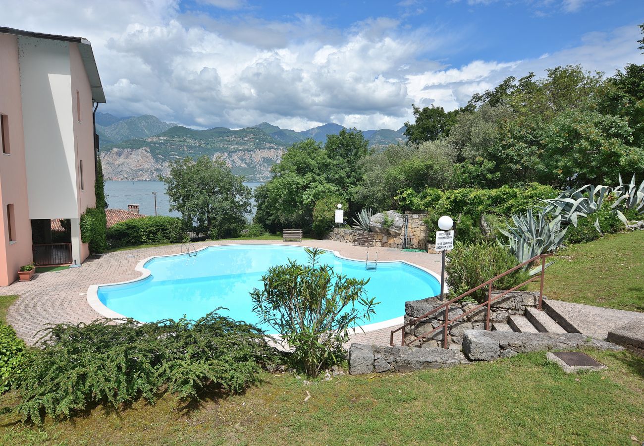 Ferienwohnung in Malcesine - Apartment Candor With Pool