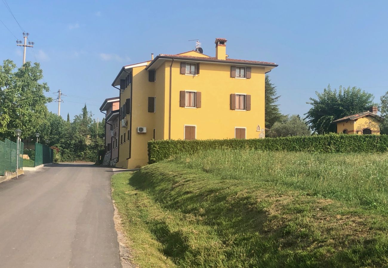 Ferienwohnung in Lazise - Apartment Rosa Cinderella With Pool