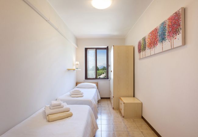 Ferienwohnung in Lazise - Apartment Rosa Bourbon With Pool Ferienwohnung in Lazise - Apartment Rosa Bourbon With Pool