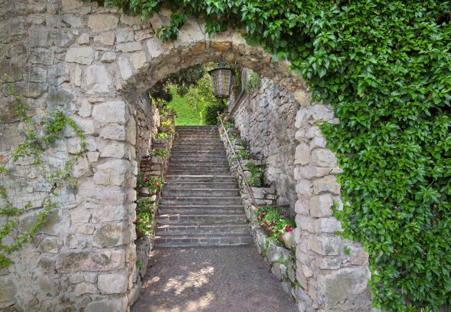 Ferienwohnung in Torri del Benaco - Leonardo Walsh Apartment With Lake View Ferienwohnung in Torri del Benaco - Leonardo Walsh Apartment With Lake View