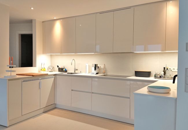 Villa in Limone sul Garda - Villa Abetaia With Pool And Lake View Villa in Limone sul Garda - Villa Abetaia With Pool And Lake View