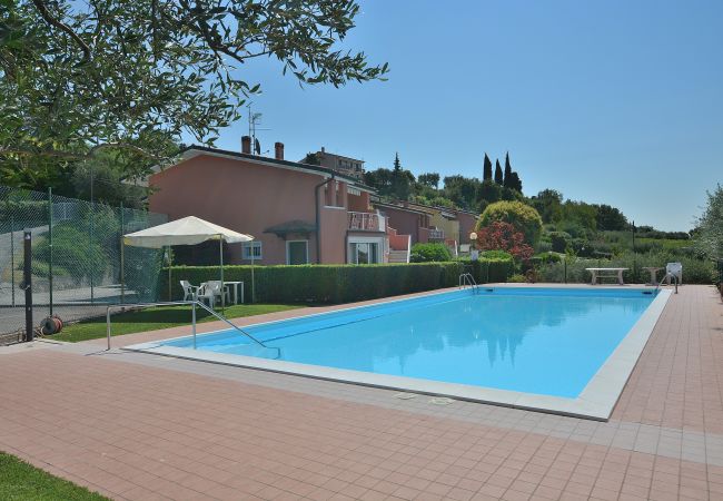  in Bardolino - Apartment  Joan Mirò With Pool