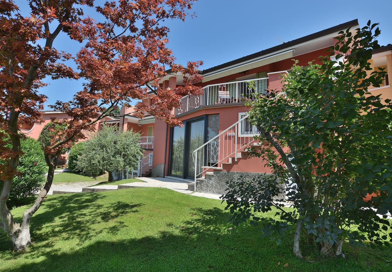 Ferienwohnung in Bardolino - Apartment  Joan Mirò With Pool