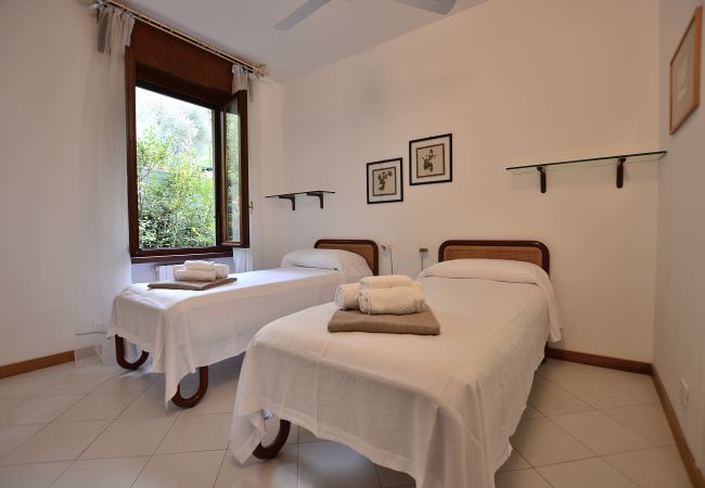 Ferienwohnung in Torri del Benaco - Apartment Frader Otto With Lake View Ferienwohnung in Torri del Benaco - Apartment Frader Otto With Lake View