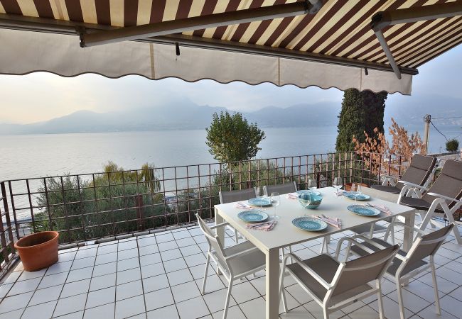  in Torri del Benaco - Apartment Frader Otto With Lake View