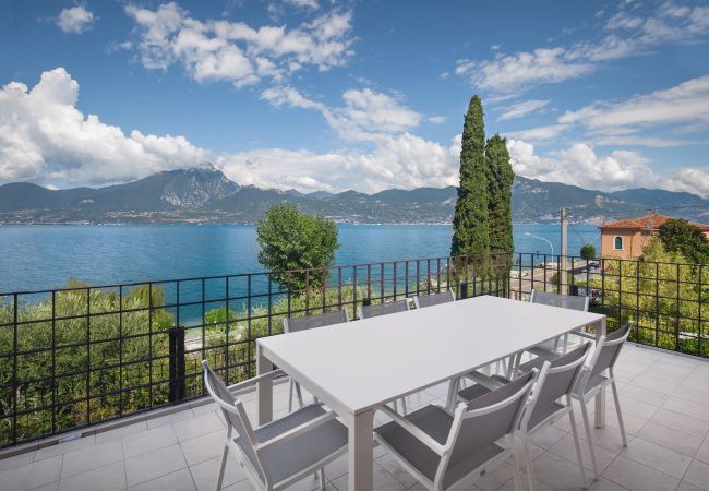 Ferienwohnung in Torri del Benaco - Apartment Frader Otto With Lake View