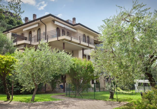 Ferienwohnung in Torri del Benaco - Apartment Frader Otto With Lake View