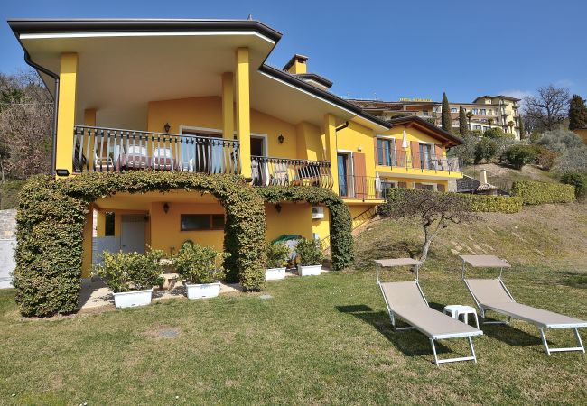 Ferienwohnung in Costermano - Orange Apartment In Marciaga di Costermano