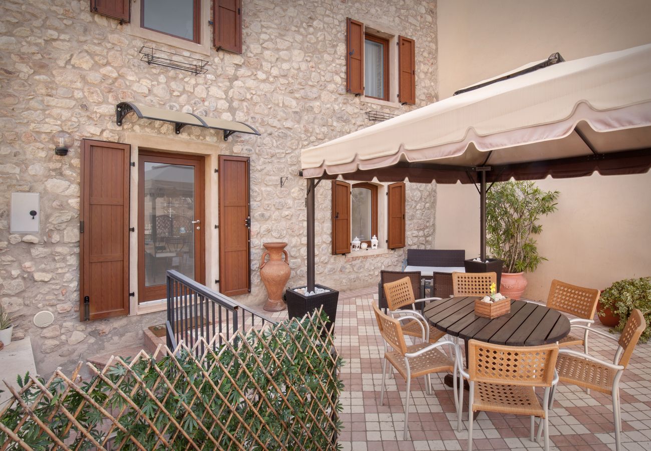Ferienwohnung in Torri del Benaco - Casa Delle Stelle with Terrace