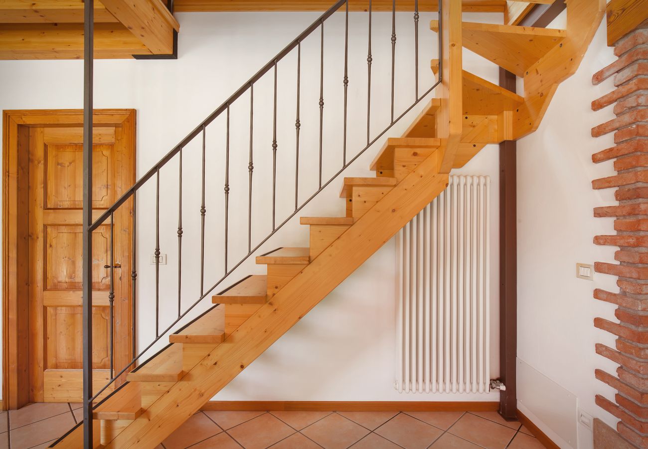 Ferienhaus in Affi - Casa del Bosco for 8 People