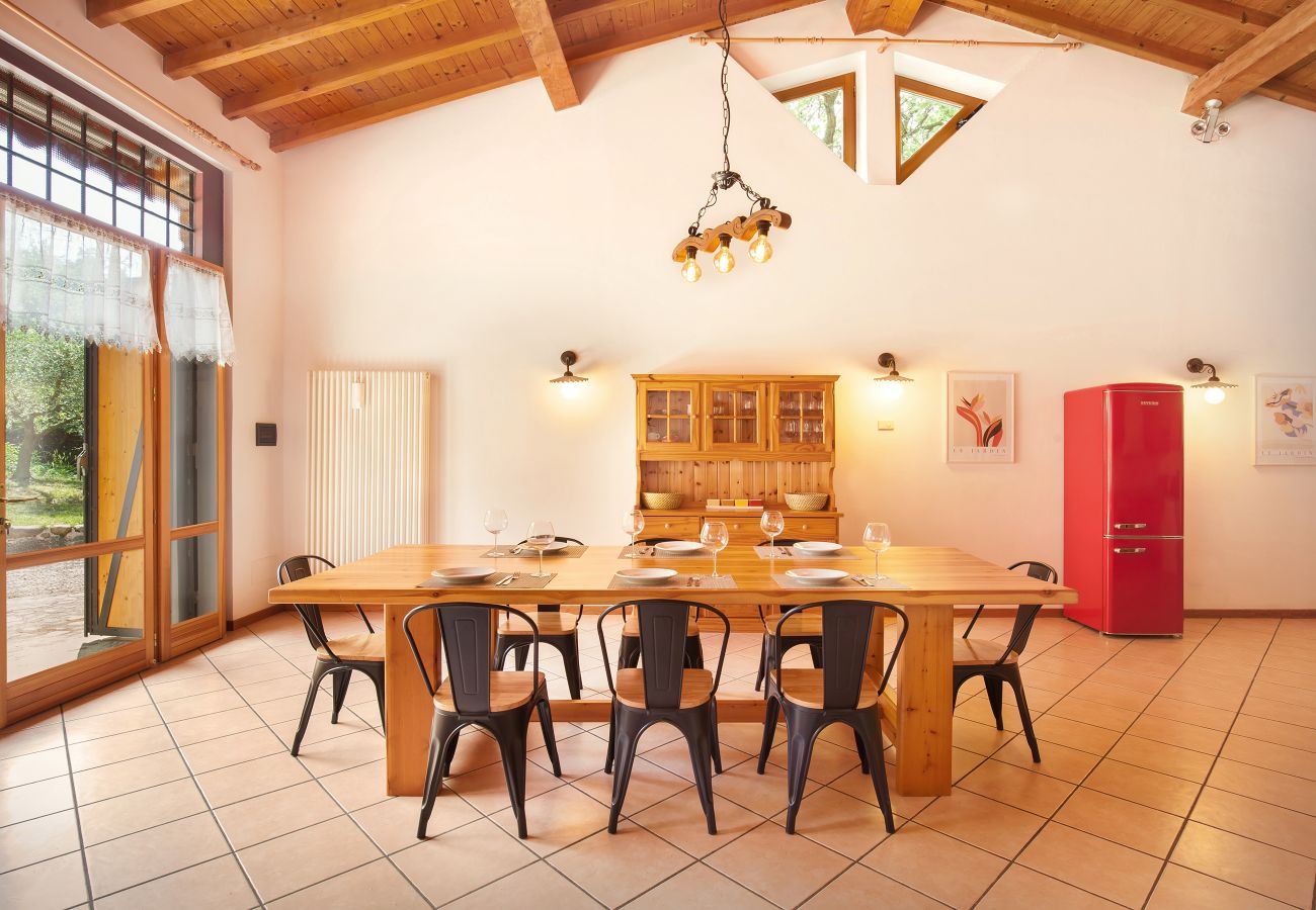 Ferienhaus in Affi - Casa del Bosco for 8 People