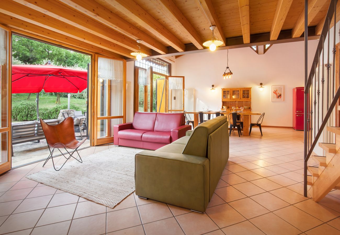 Ferienhaus in Affi - Casa del Bosco for 8 People