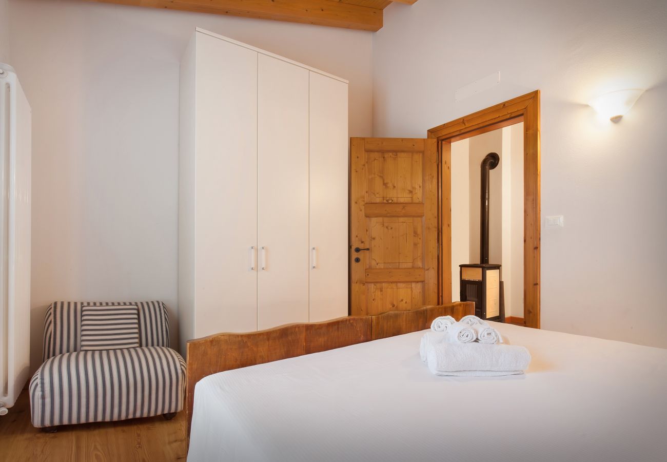 Ferienhaus in Affi - Casa del Bosco for 8 People