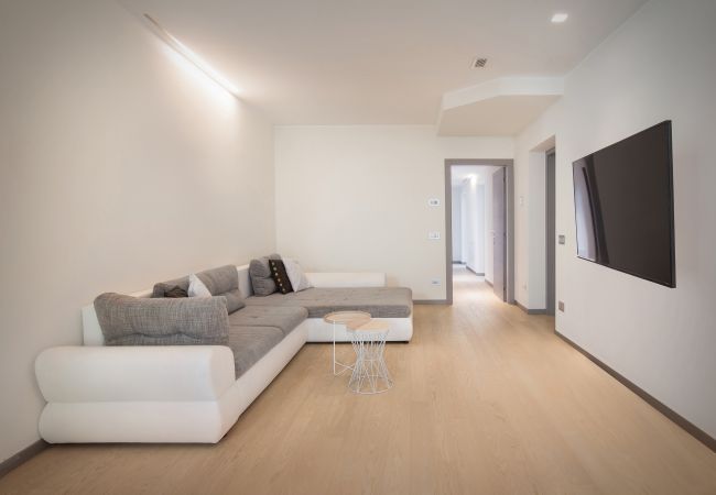 Villa in Torri del Benaco - Villa GEMMMA with Private Pool Villa in Torri del Benaco - Villa GEMMMA with Private Pool