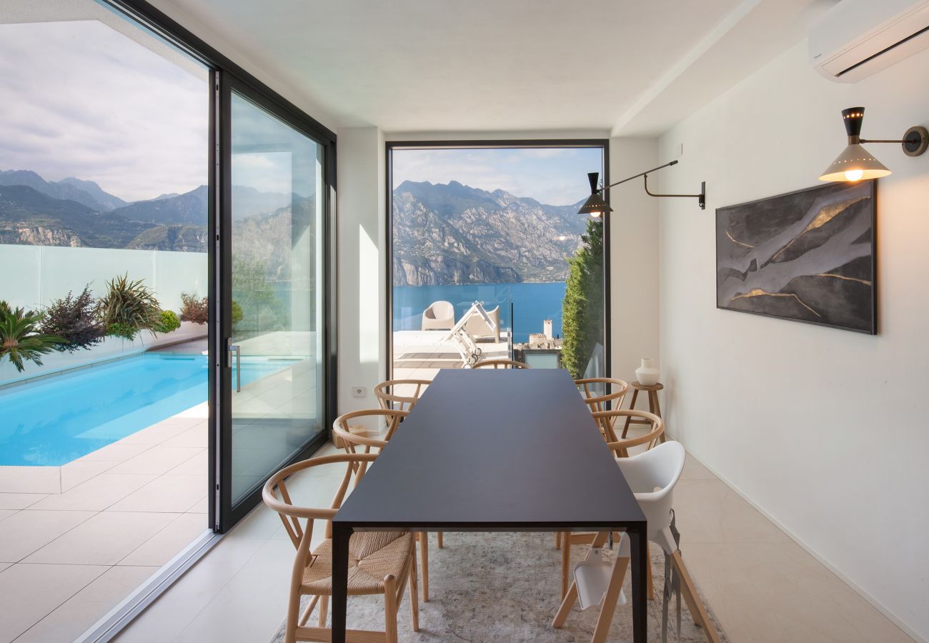 Ferienwohnung in Malcesine - Residenza Dimora Privata With  Pool