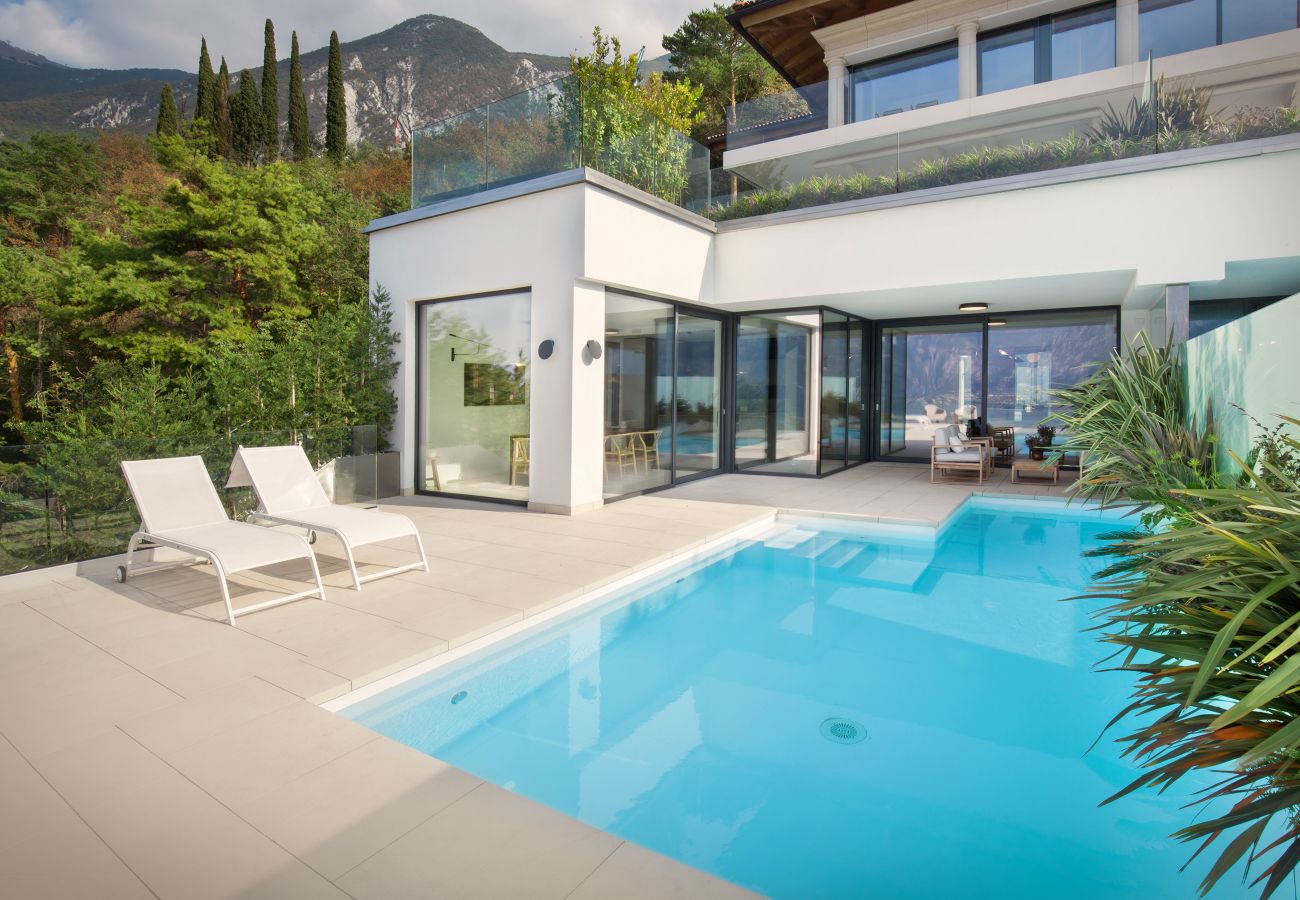 Ferienwohnung in Malcesine - Residenza Dimora Privata With  Pool