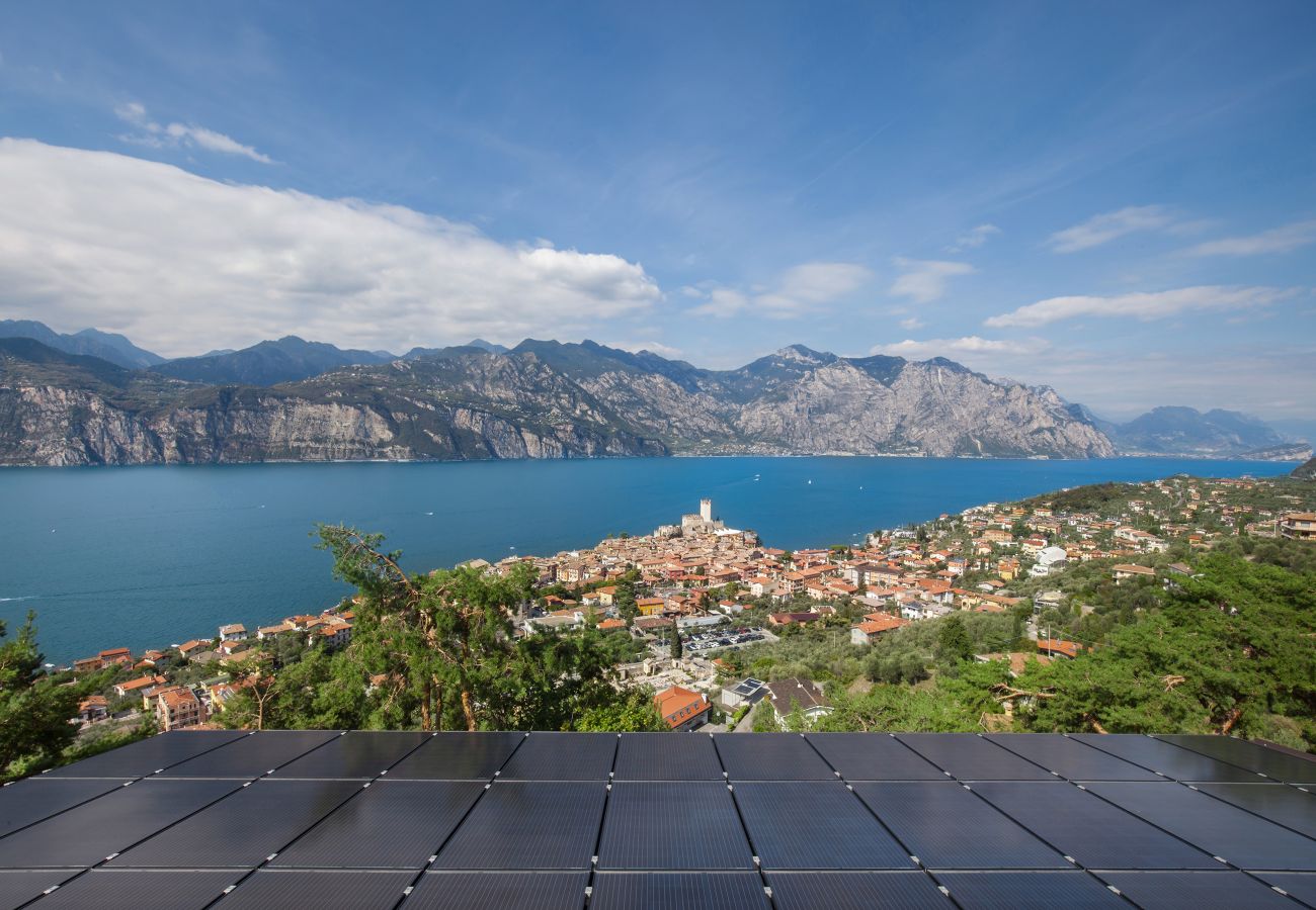 Ferienwohnung in Malcesine - Residenza Dimora Privata With  Pool