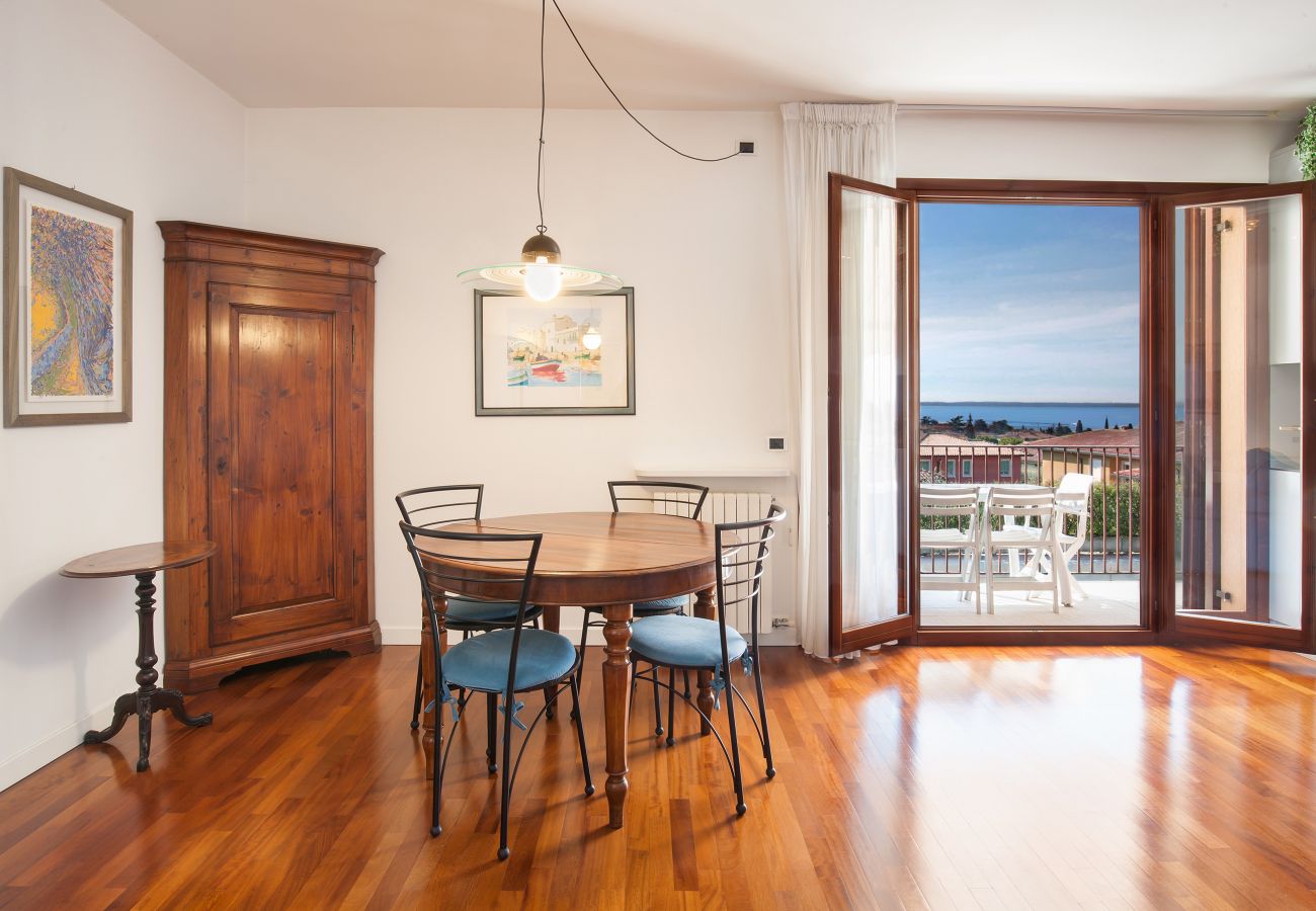 Ferienwohnung in Garda - Apartment Montebaldo With Pool