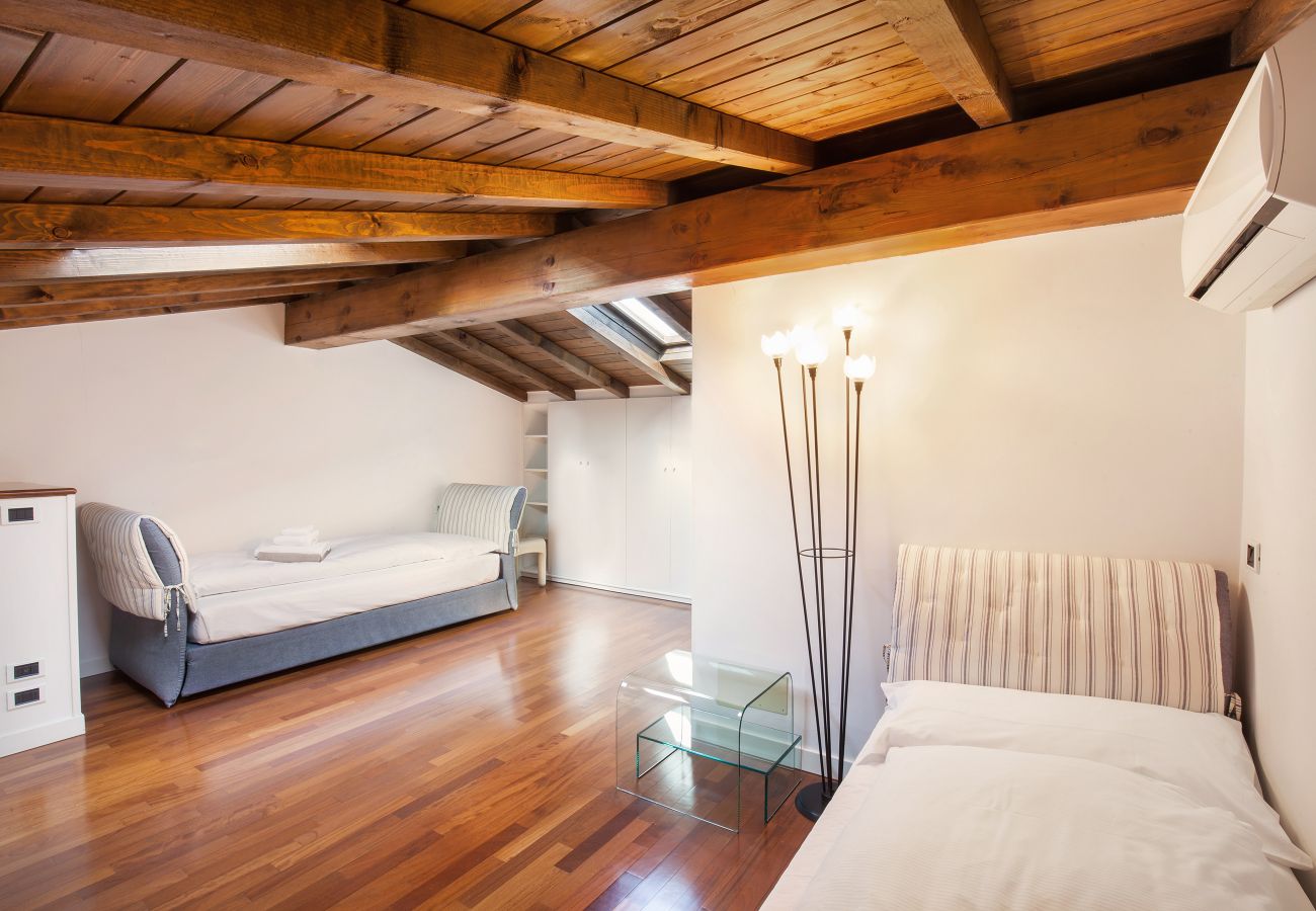 Ferienwohnung in Garda - Apartment Montebaldo With Pool