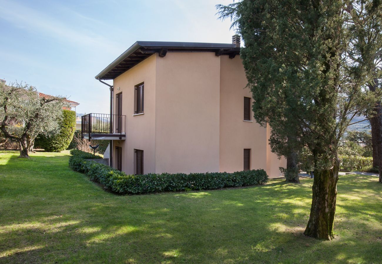 Ferienwohnung in Garda - Apartment Montebaldo With Pool