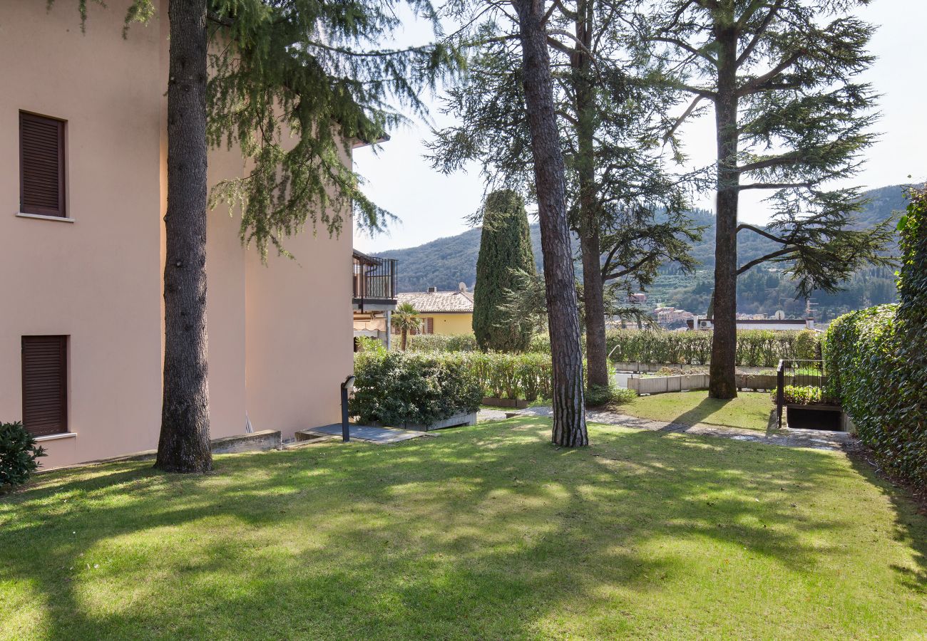 Ferienwohnung in Garda - Apartment Montebaldo With Pool
