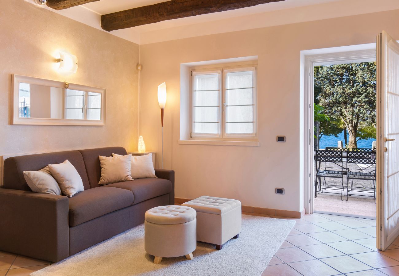 Ferienwohnung in Torri del Benaco - Apartment Casetta Alla Pozza in Torri Del Benaco Ferienwohnung in Torri del Benaco - Apartment Casetta Alla Pozza in Torri Del Benaco